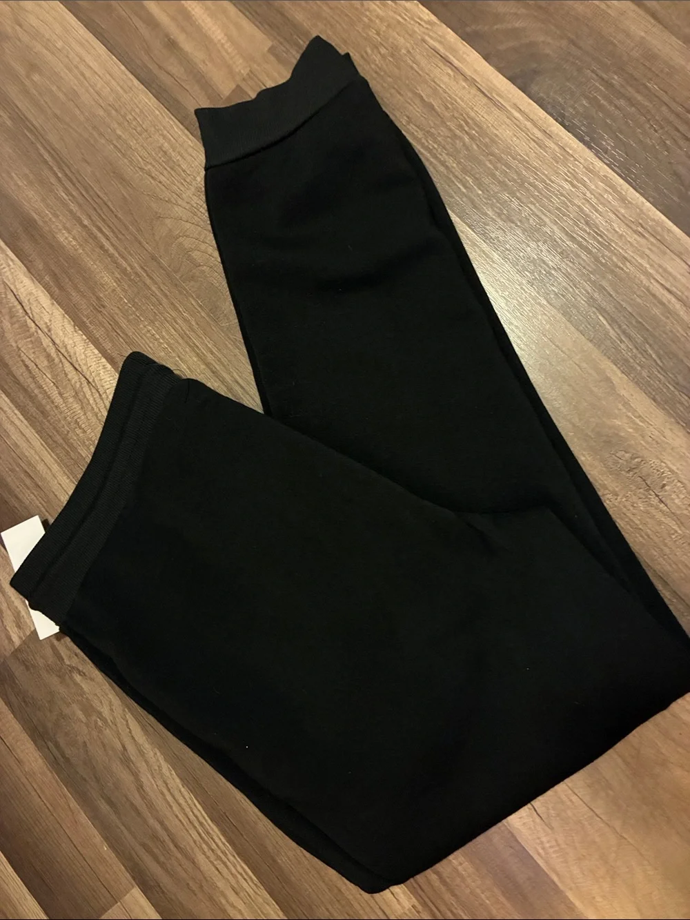 Men's Modern Black Slim Fit Joggers With Zipper Side Pockets- NWT